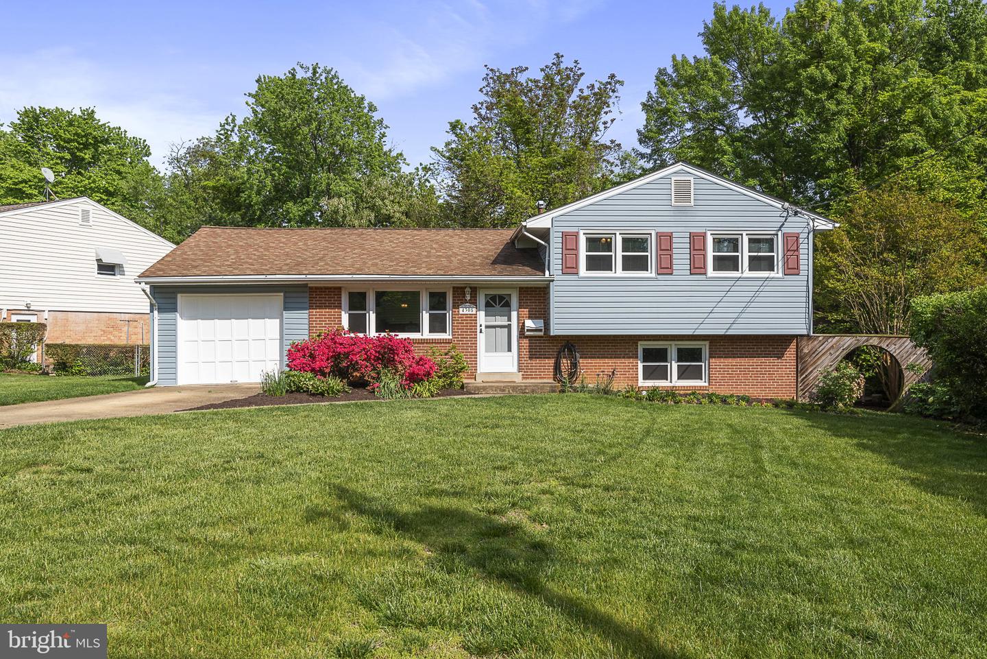 4305 JAVINS DRIVE