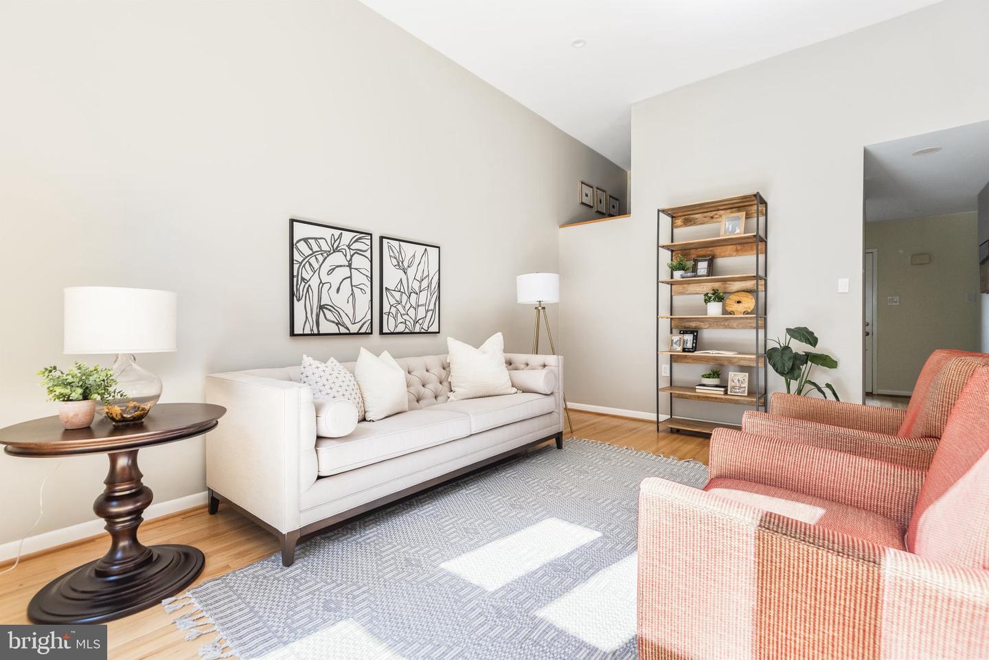 1585 INLET COURT
