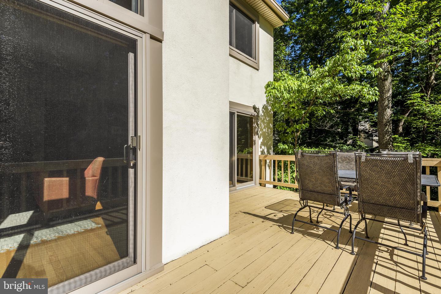 1585 INLET COURT