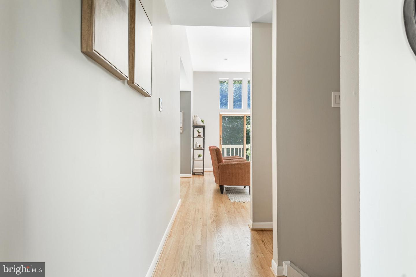 1585 INLET COURT