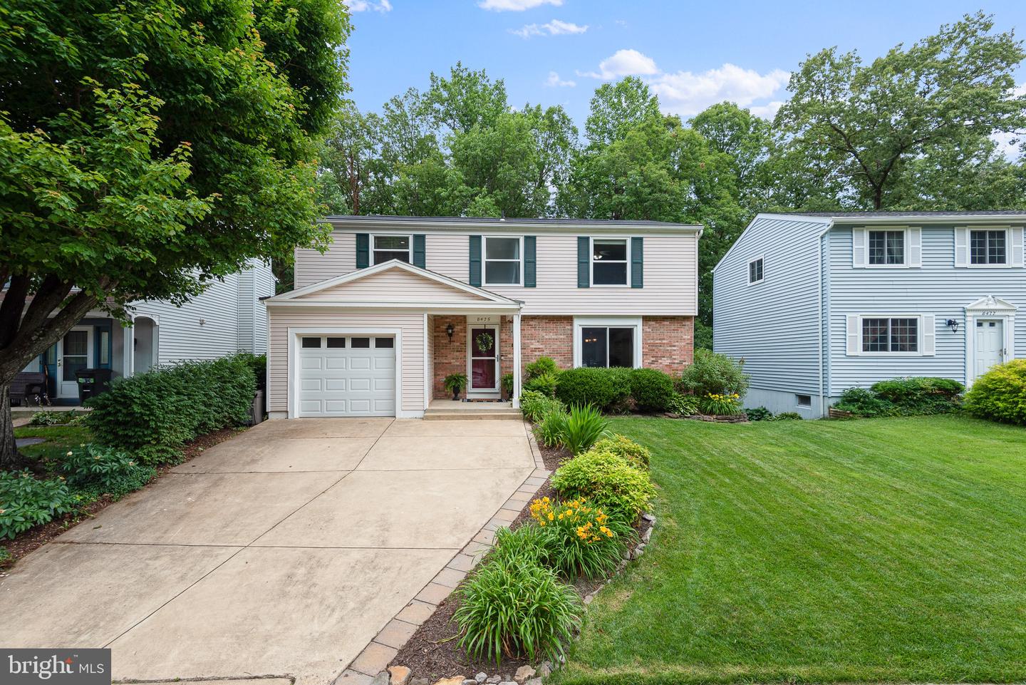 8475 MAGIC TREE COURT