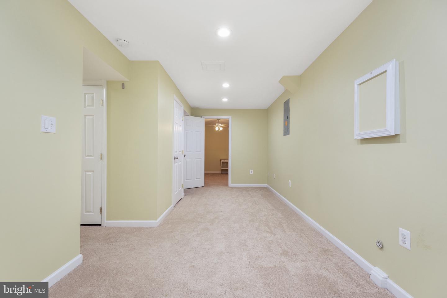 8475 MAGIC TREE COURT