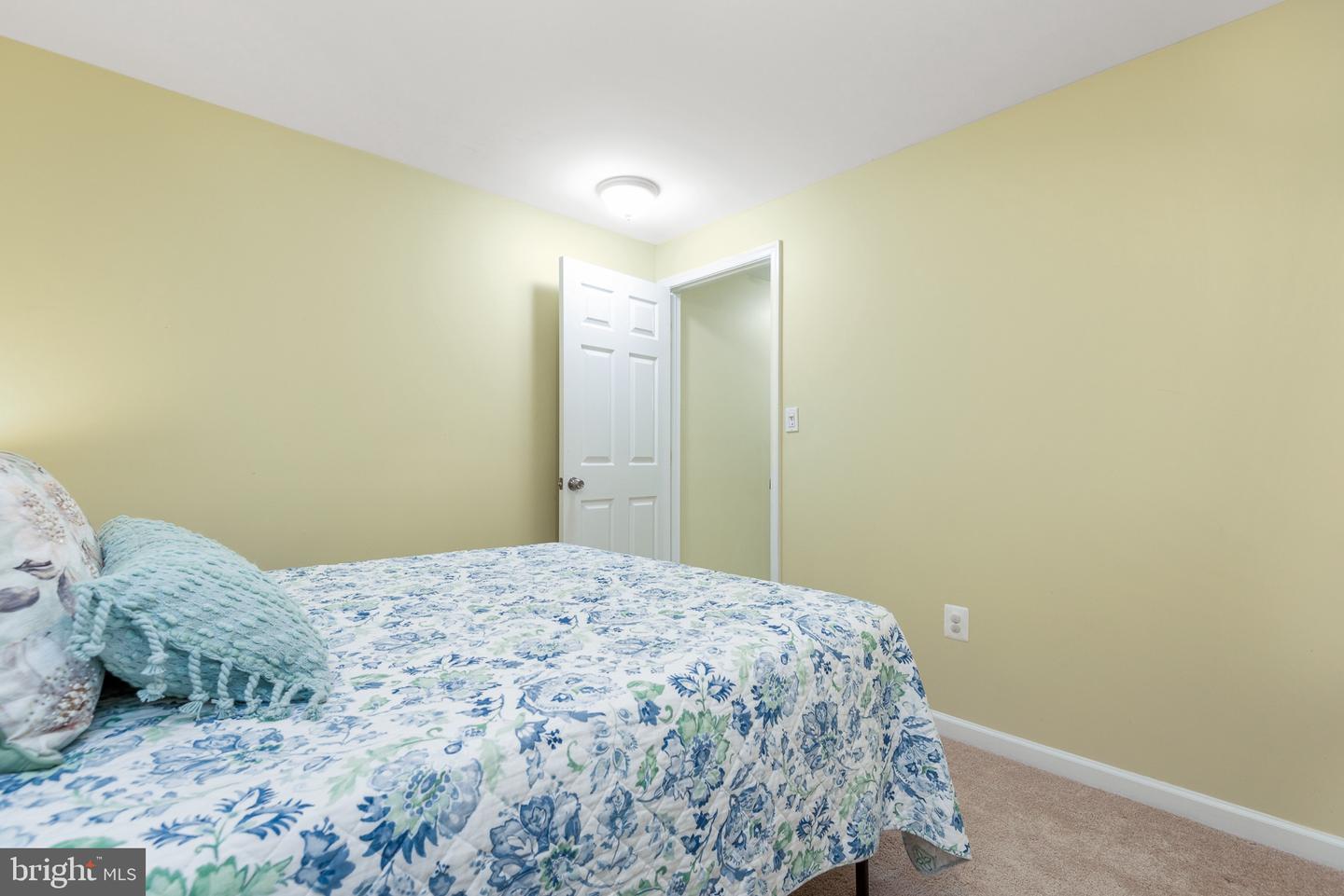 8475 MAGIC TREE COURT