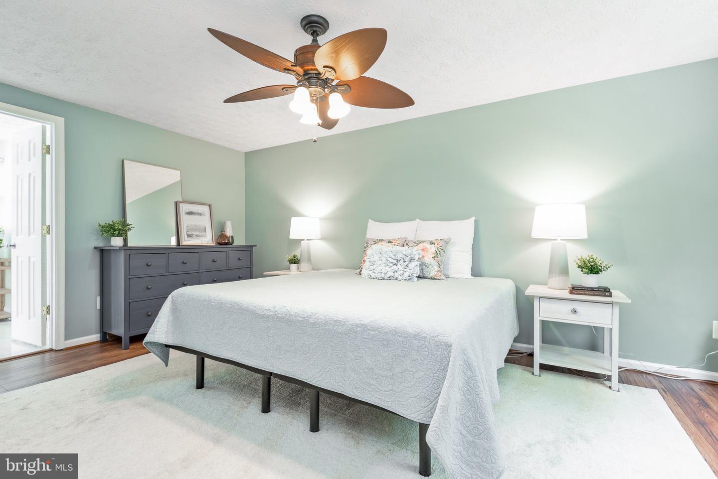 8475 MAGIC TREE COURT