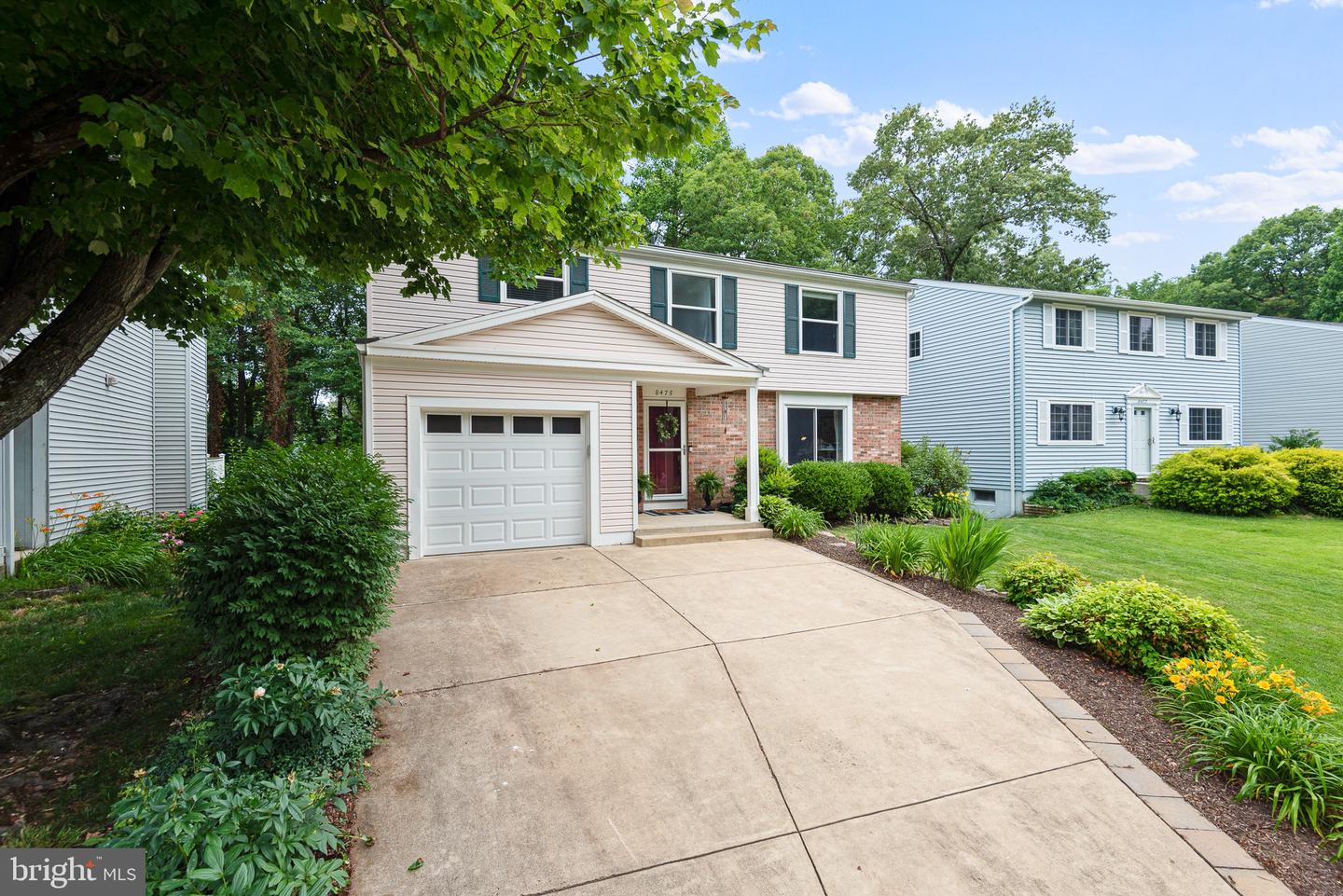 8475 MAGIC TREE COURT