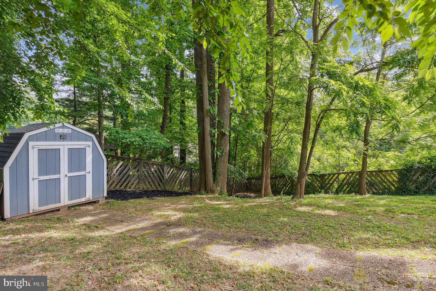 6440 MAPLEWOOD DRIVE