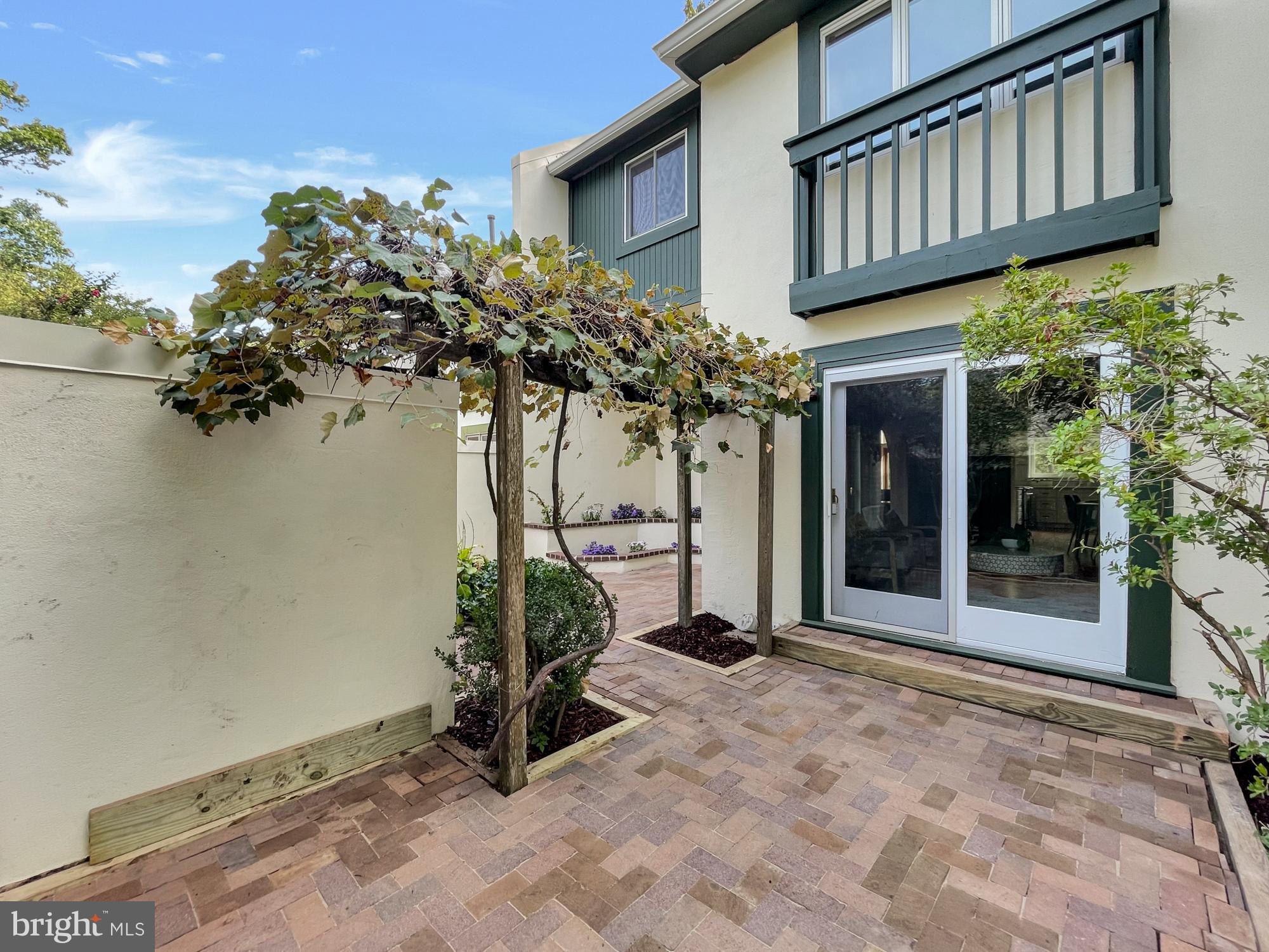 1545 Inlet COURT