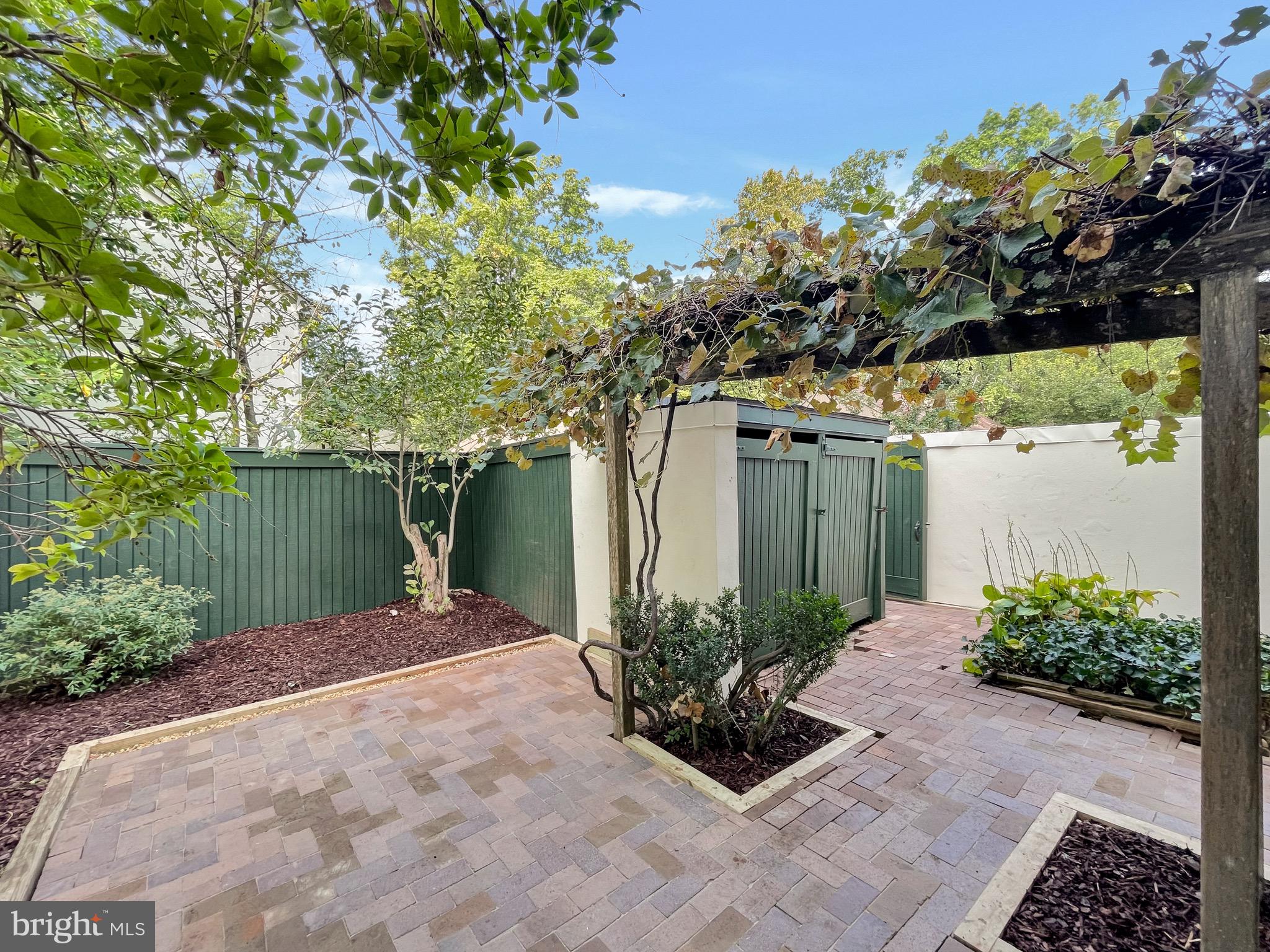 1545 Inlet COURT