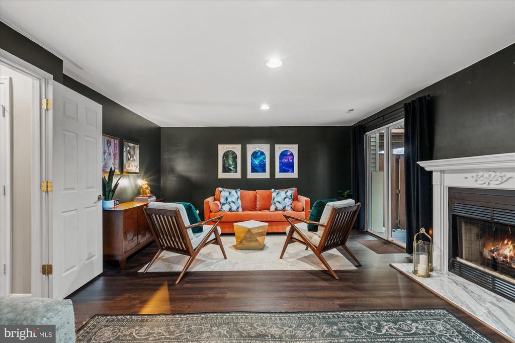 5332 BUXTON COURT