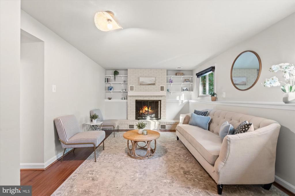 2228 COCQUINA DRIVE