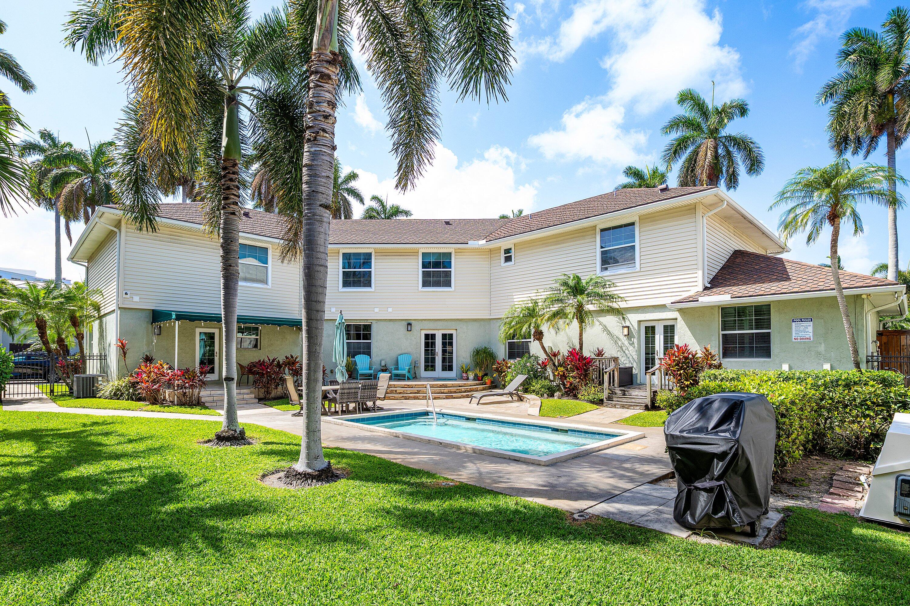 99 Seabreeze Avenue 2