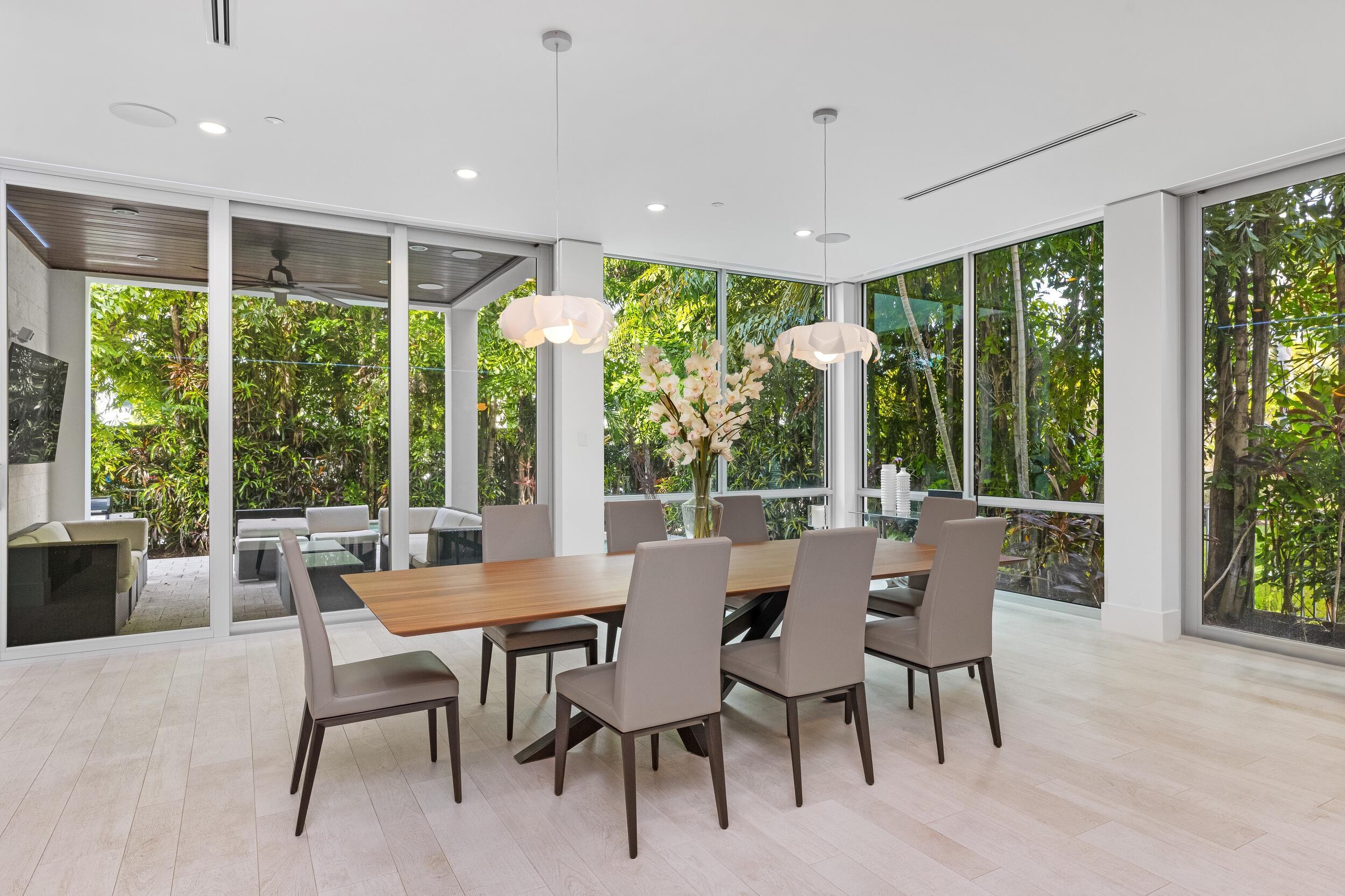 1005 Bucida Road