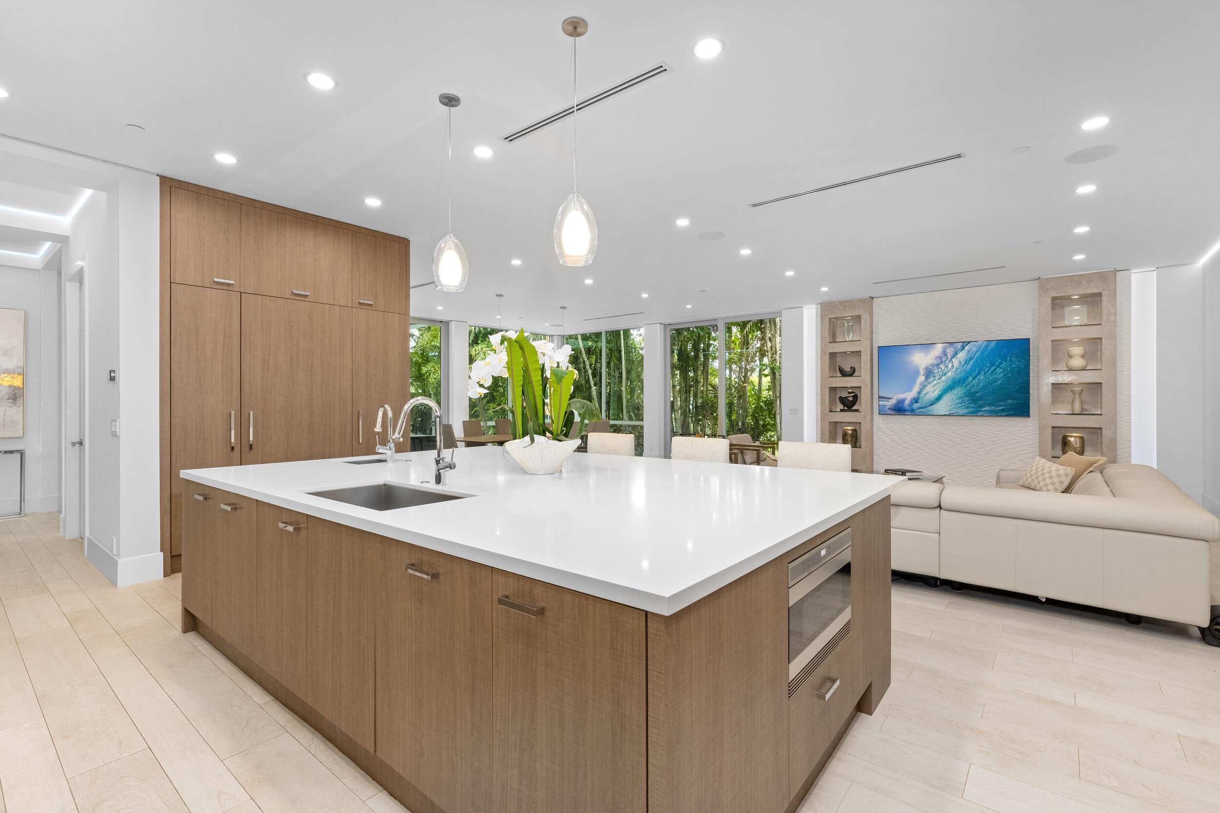 1005 Bucida Road