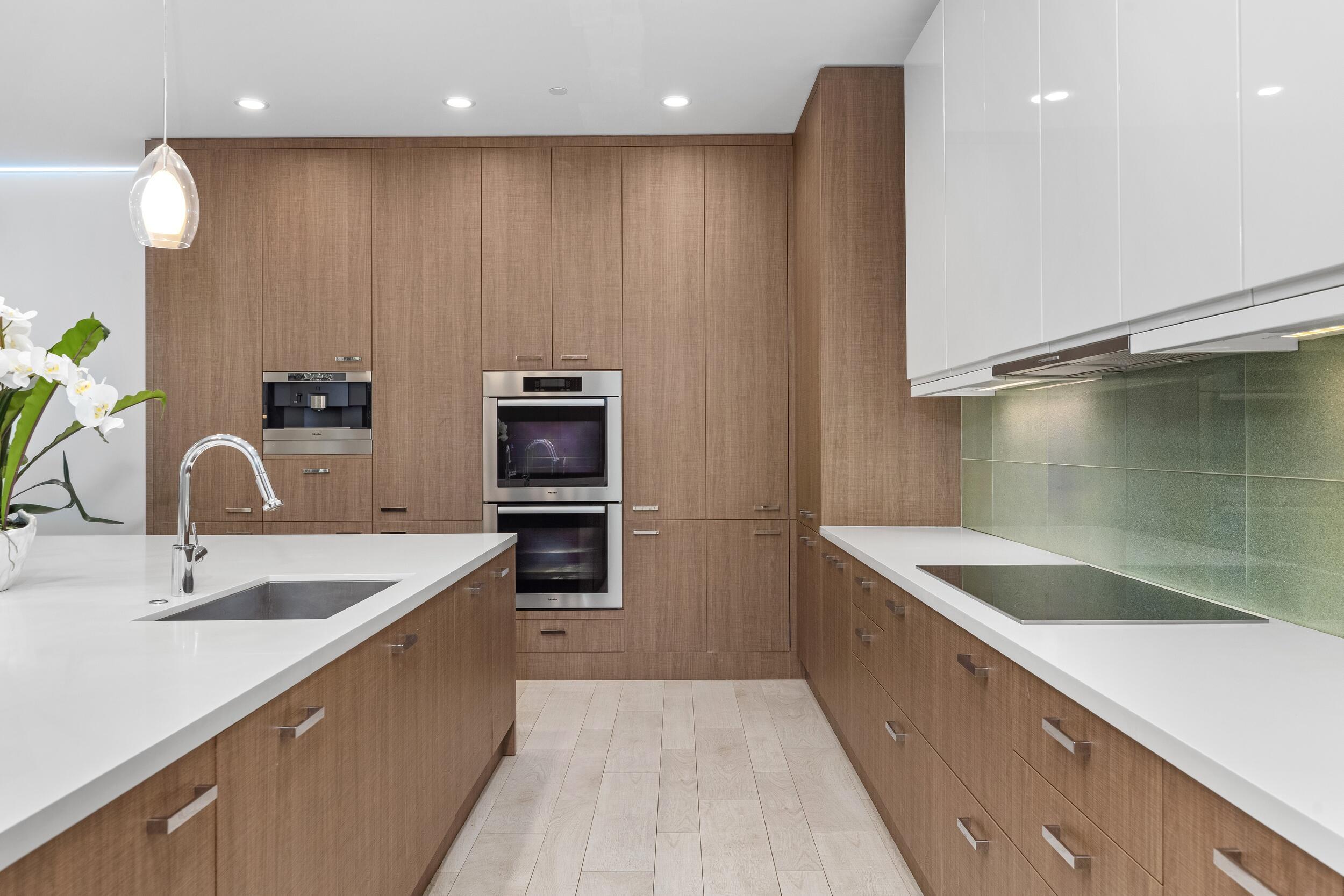 1005 Bucida Road