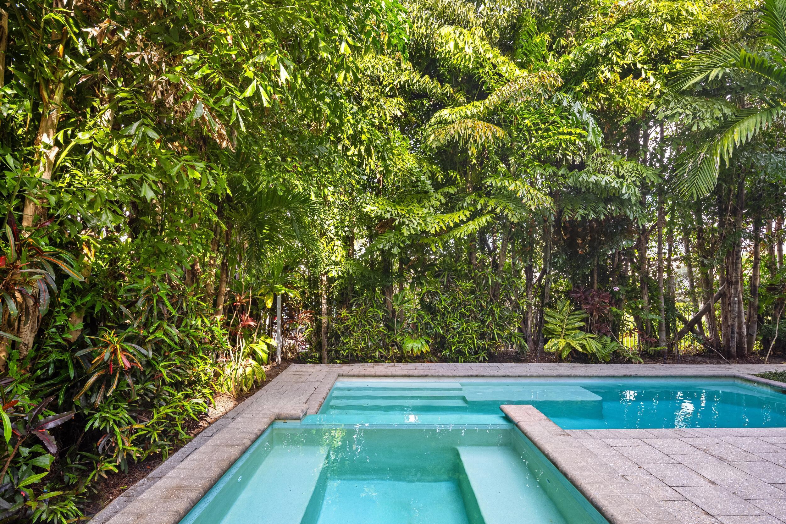 1005 Bucida Road