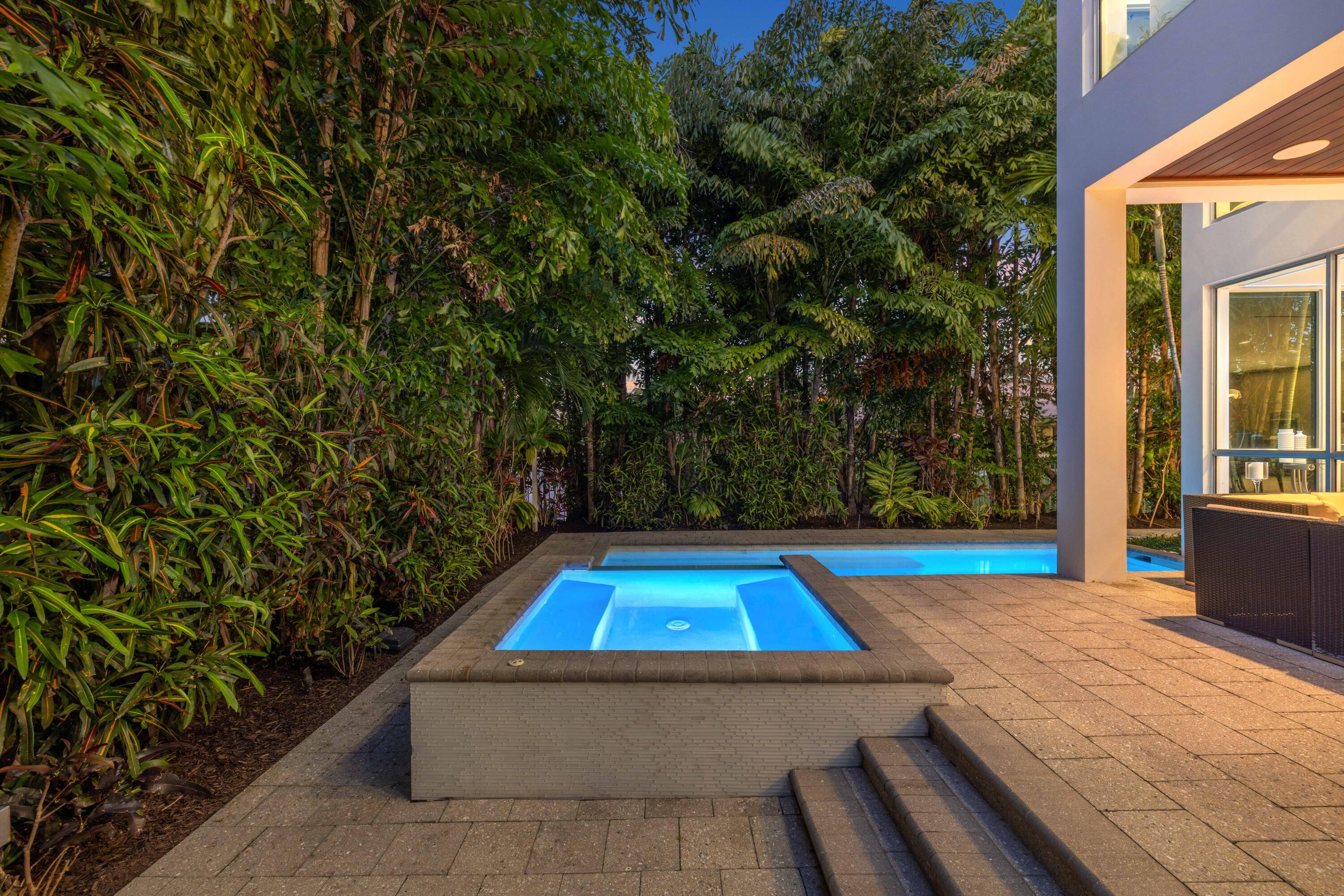 1005 Bucida Road