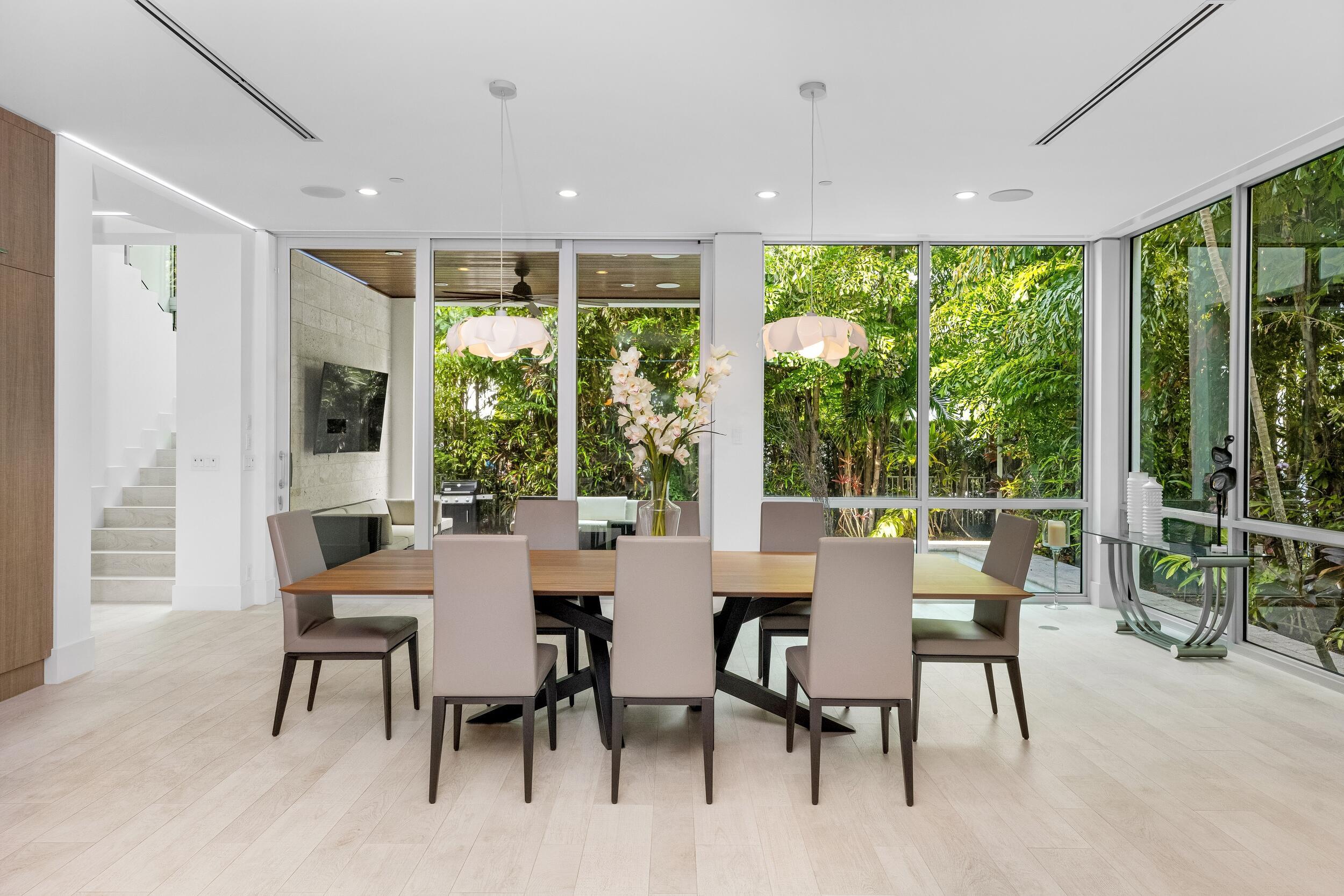 1005 Bucida Road