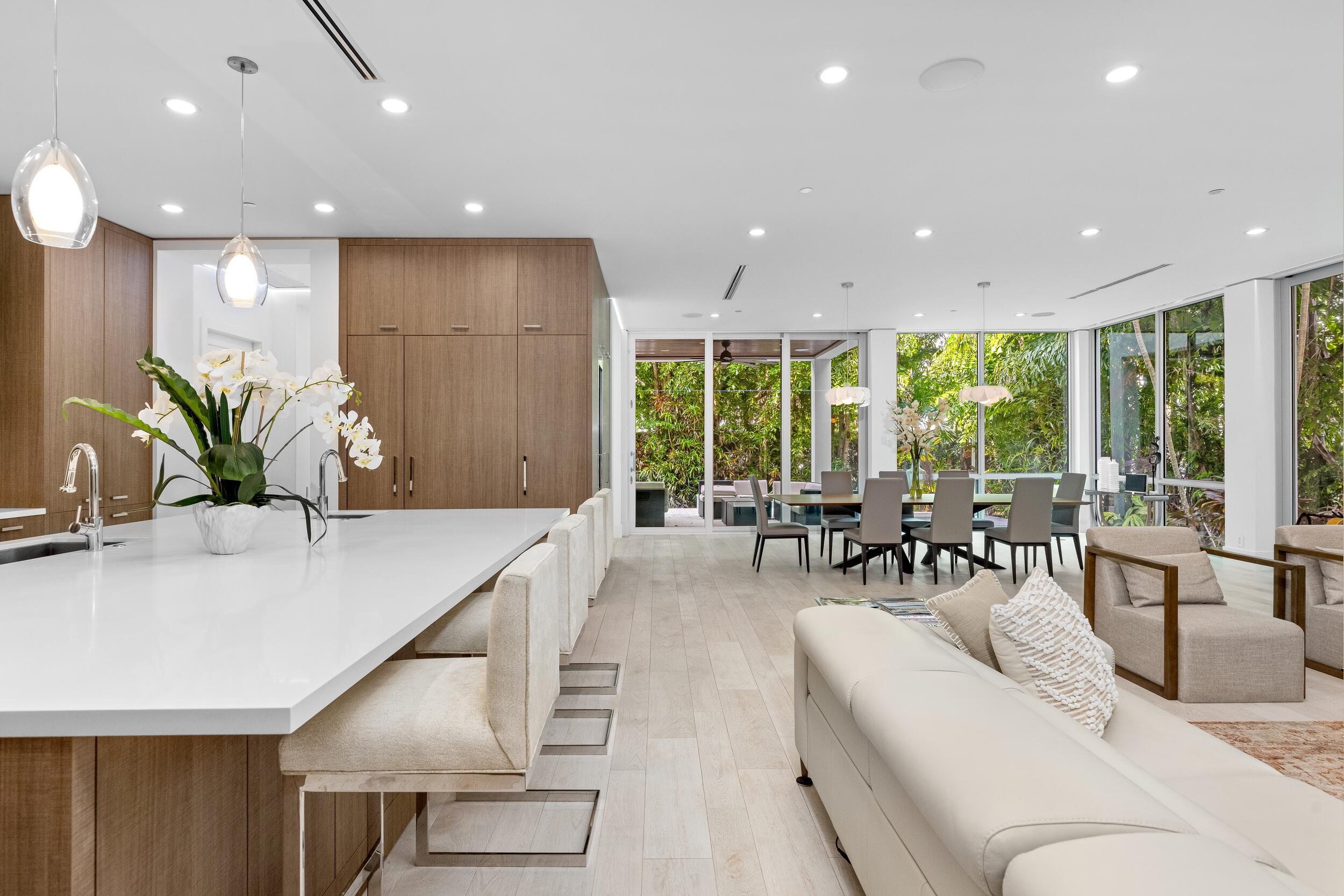 1005 Bucida Road