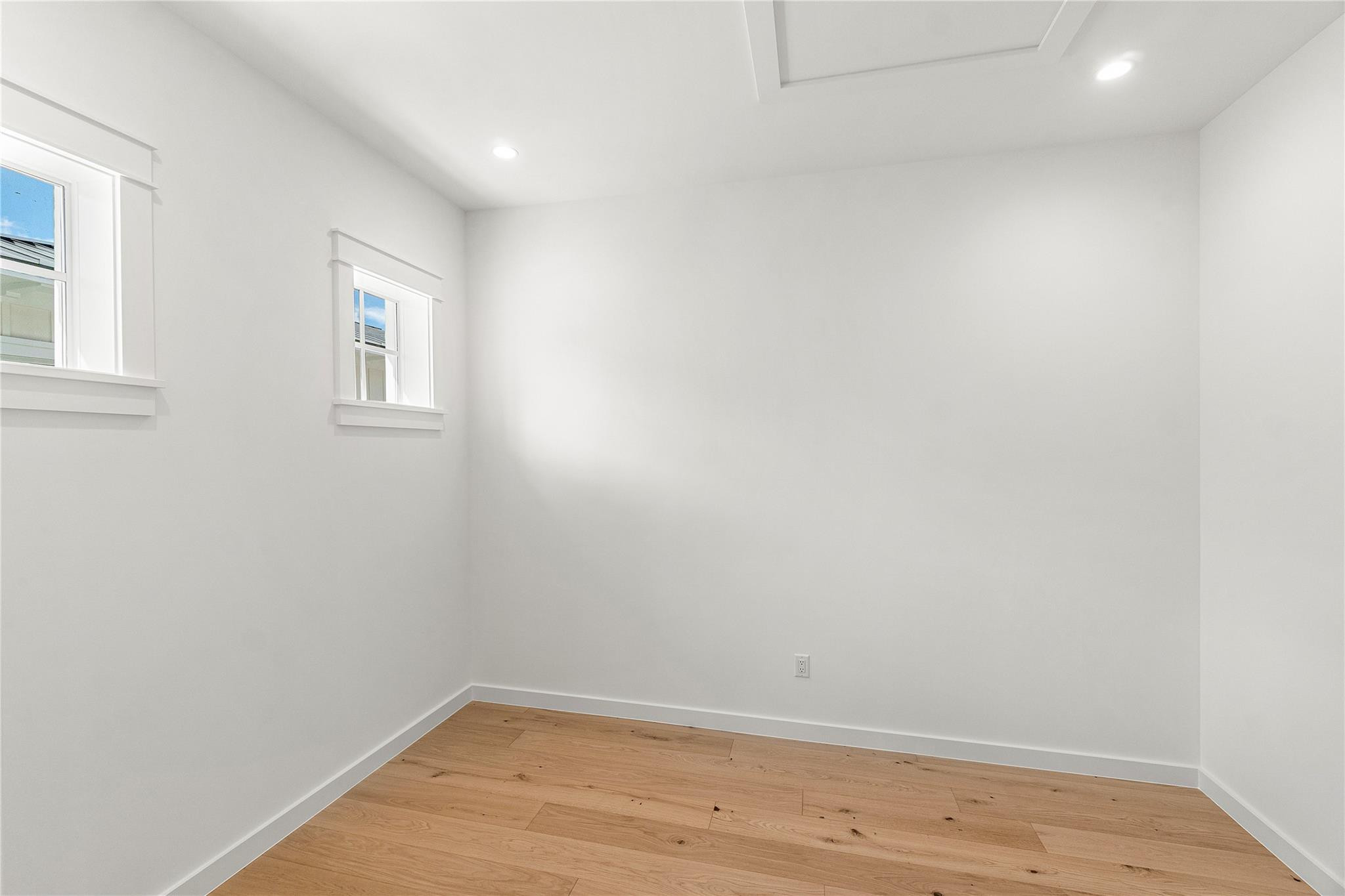 130 SE 1st Ave