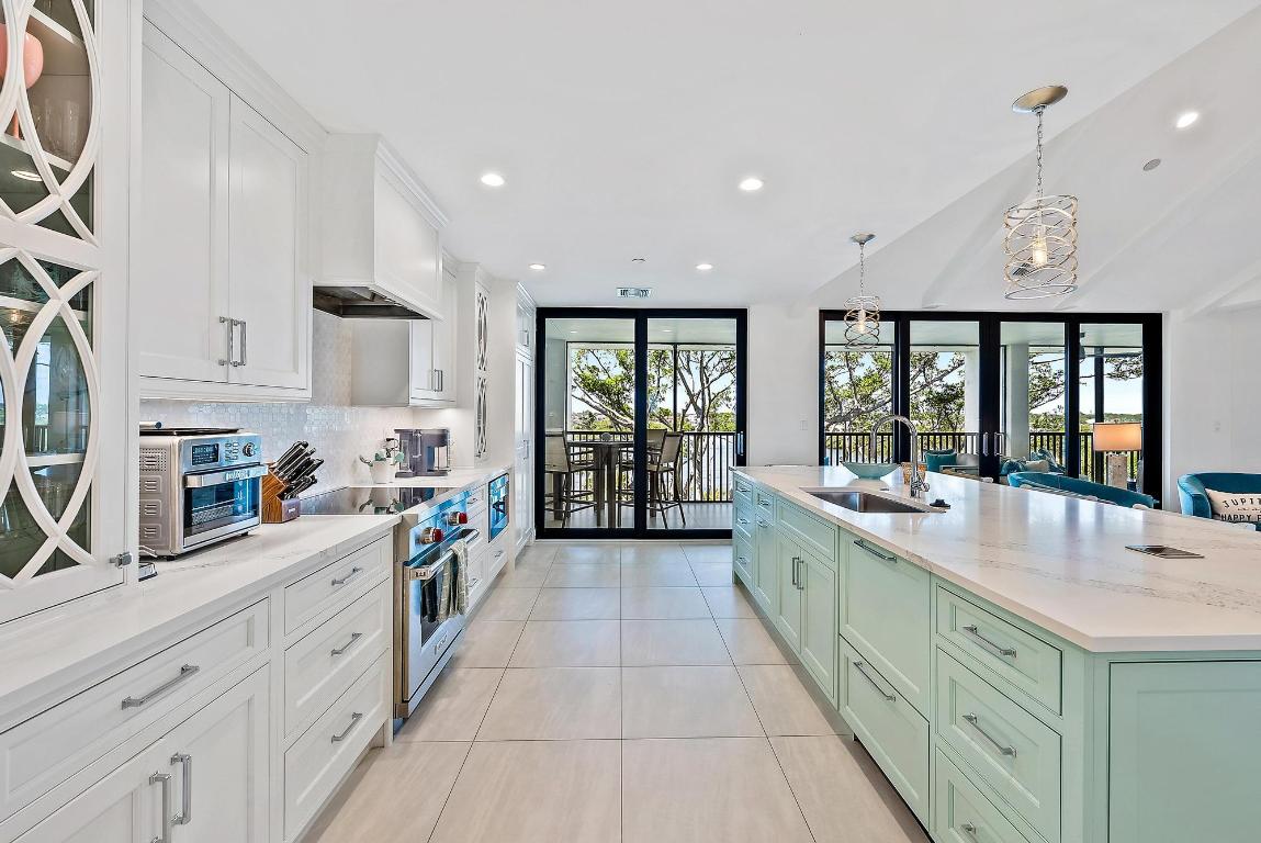 1000 N Us Highway 1 Unit: El501
