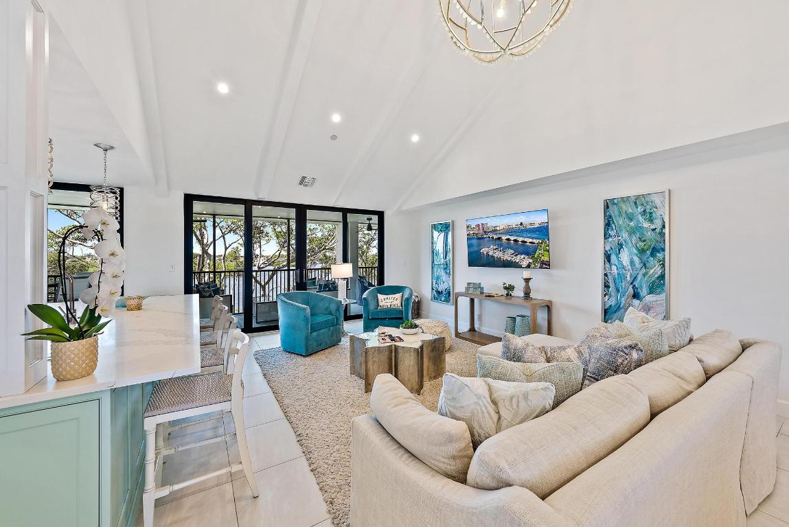 1000 N Us Highway 1 Unit: El501