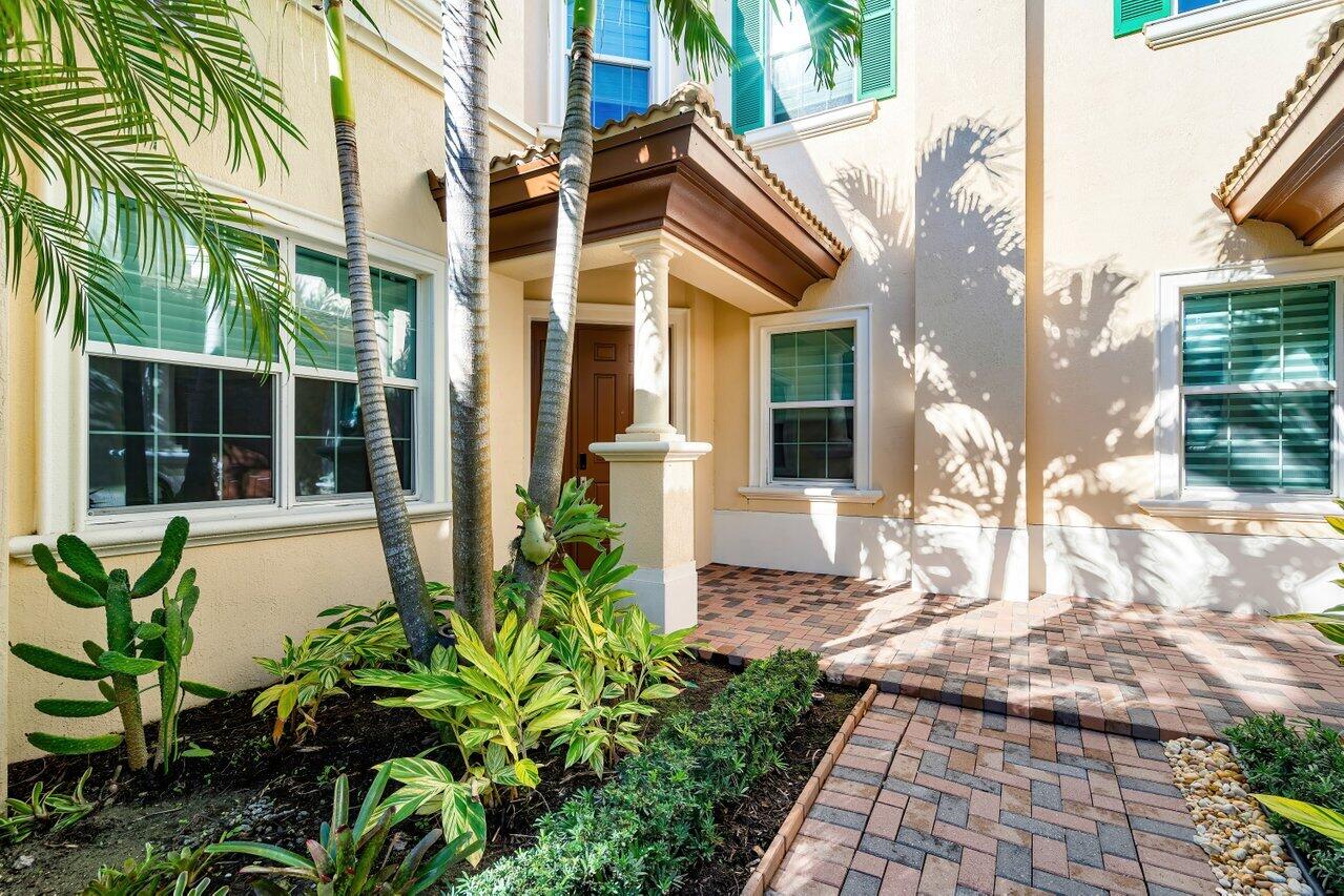 175 Tresana Boulevard 135