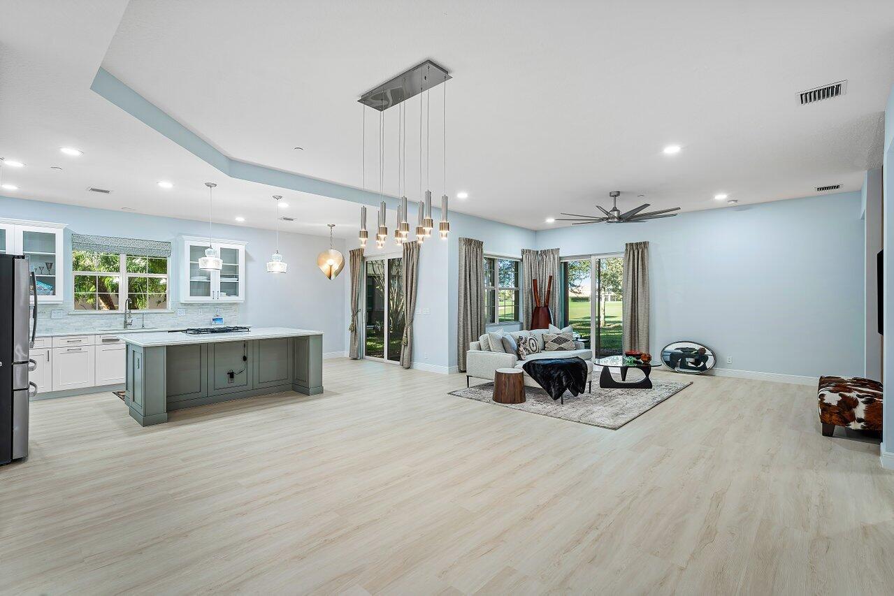 175 Tresana Boulevard 135