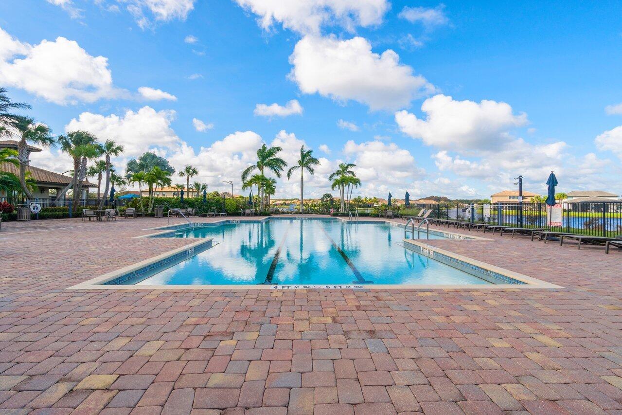 175 Tresana Boulevard 135