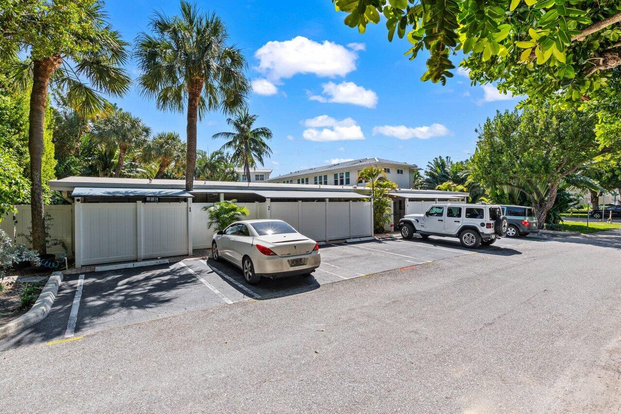 303 Gleason Street 4