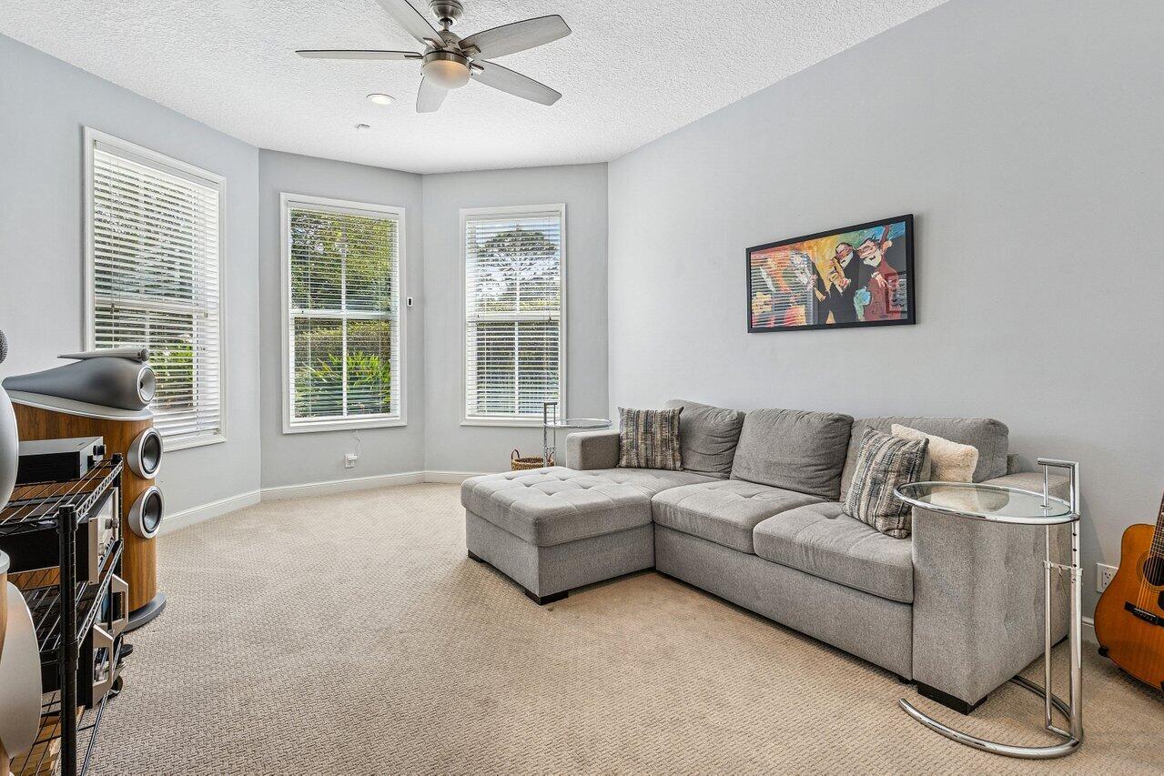 2450 NW 41st Street