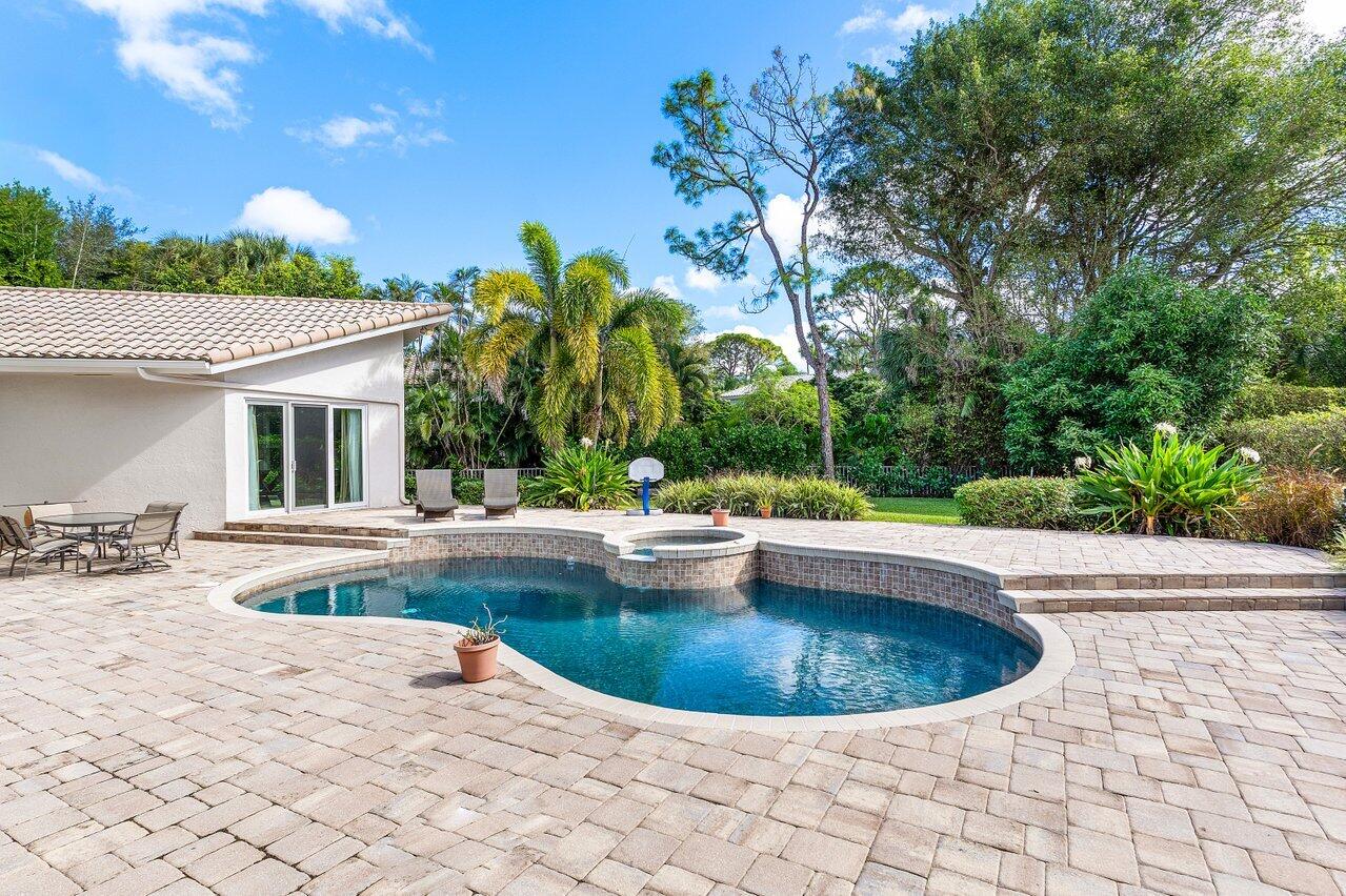 2450 NW 41st Street