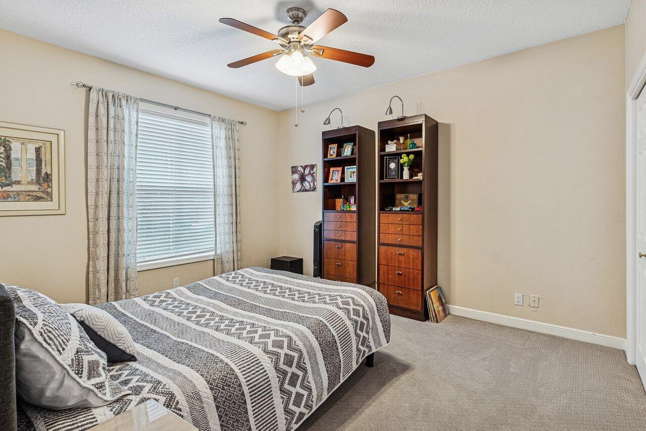 2450 NW 41st Street