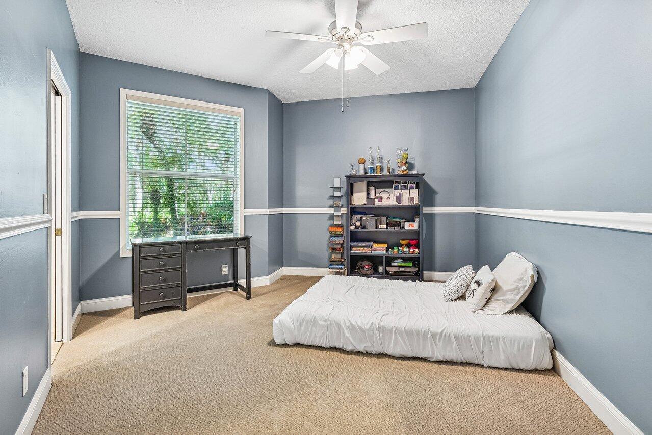 2450 NW 41st Street