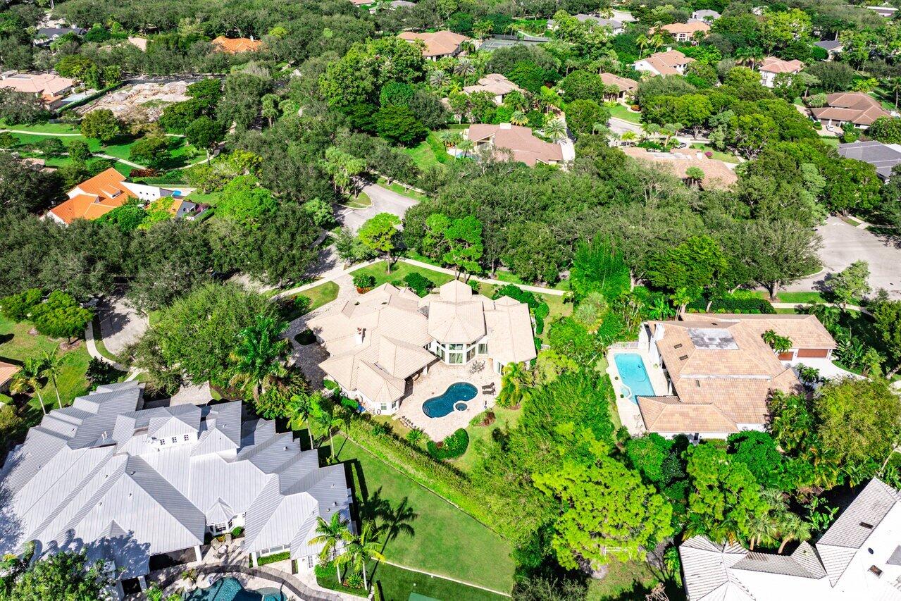 2450 NW 41st Street