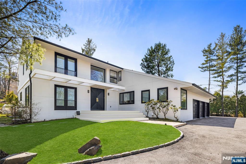 1 Hemlock Drive