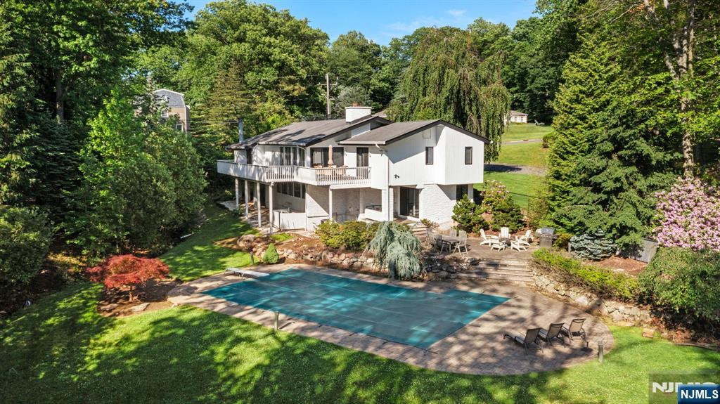 165 Hoover Drive