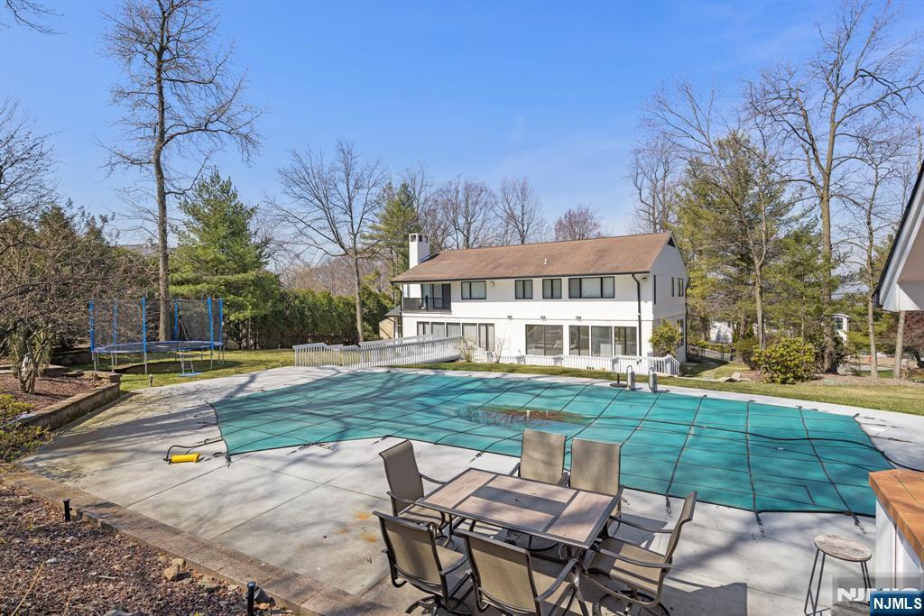 1 Hemlock Drive