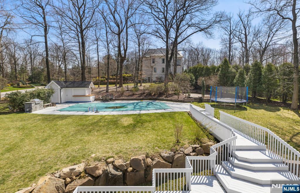 1 Hemlock Drive