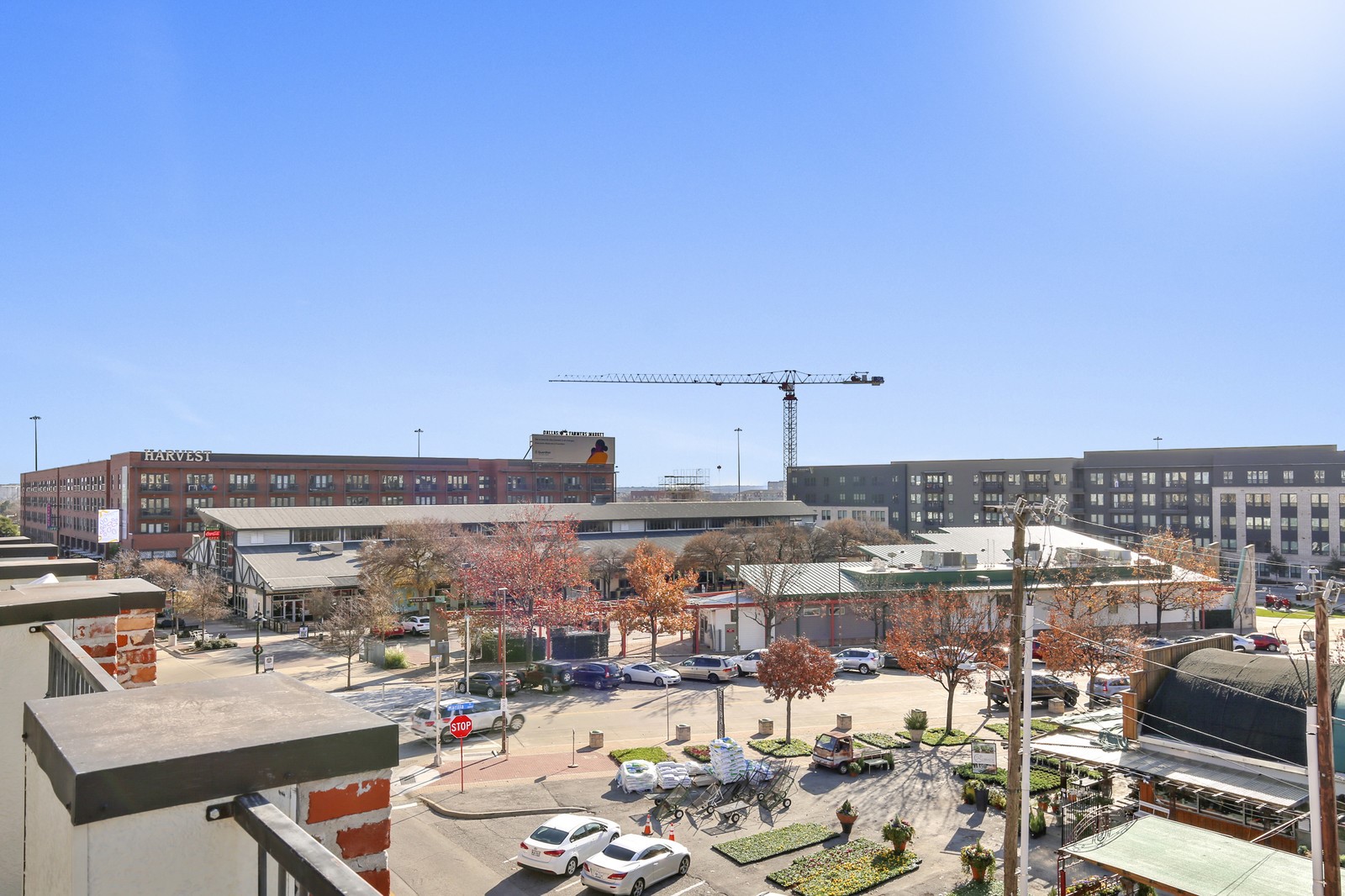 640 S Pearl Expressway
