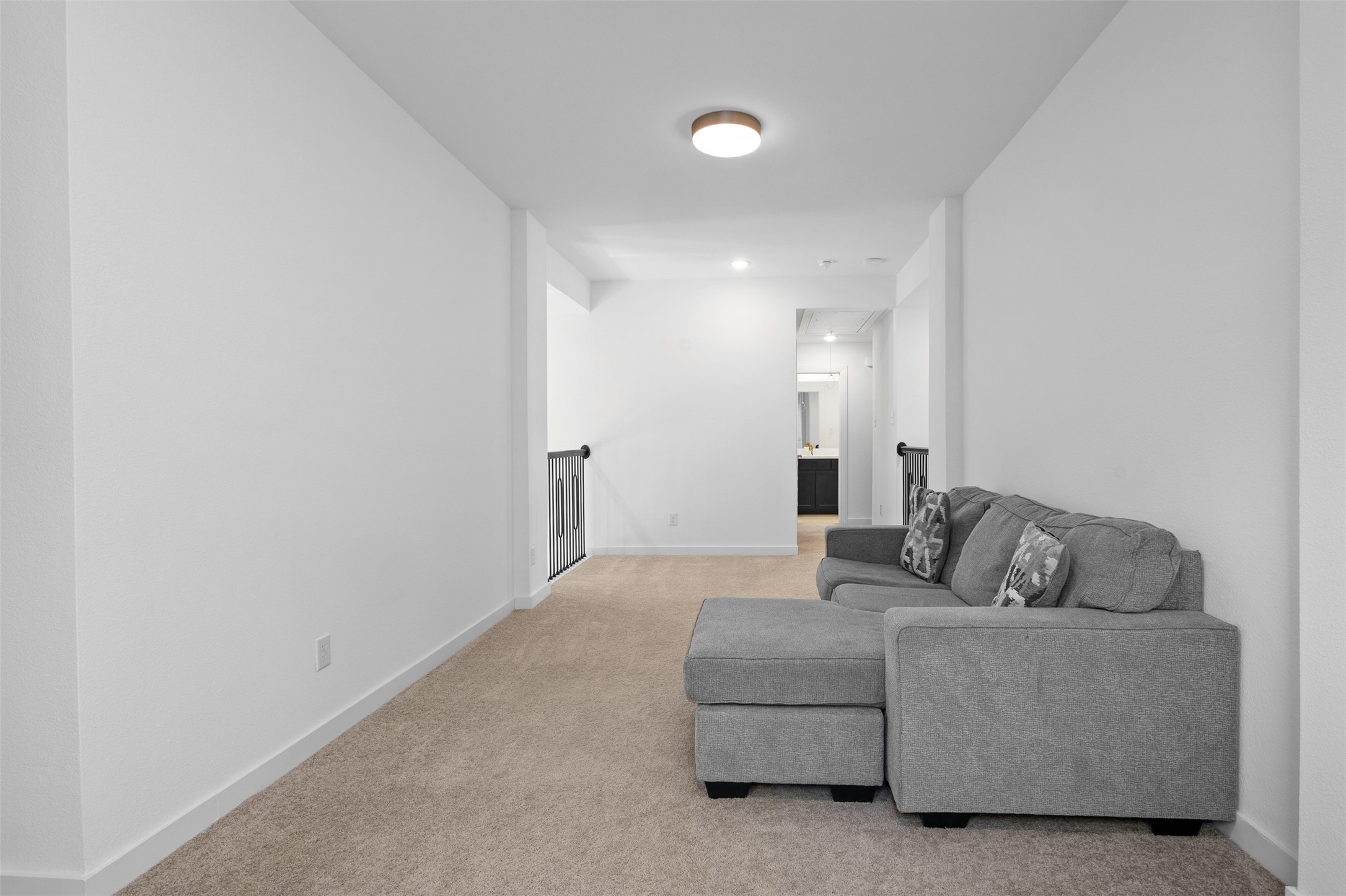 1136 Saddle Ridge Drive