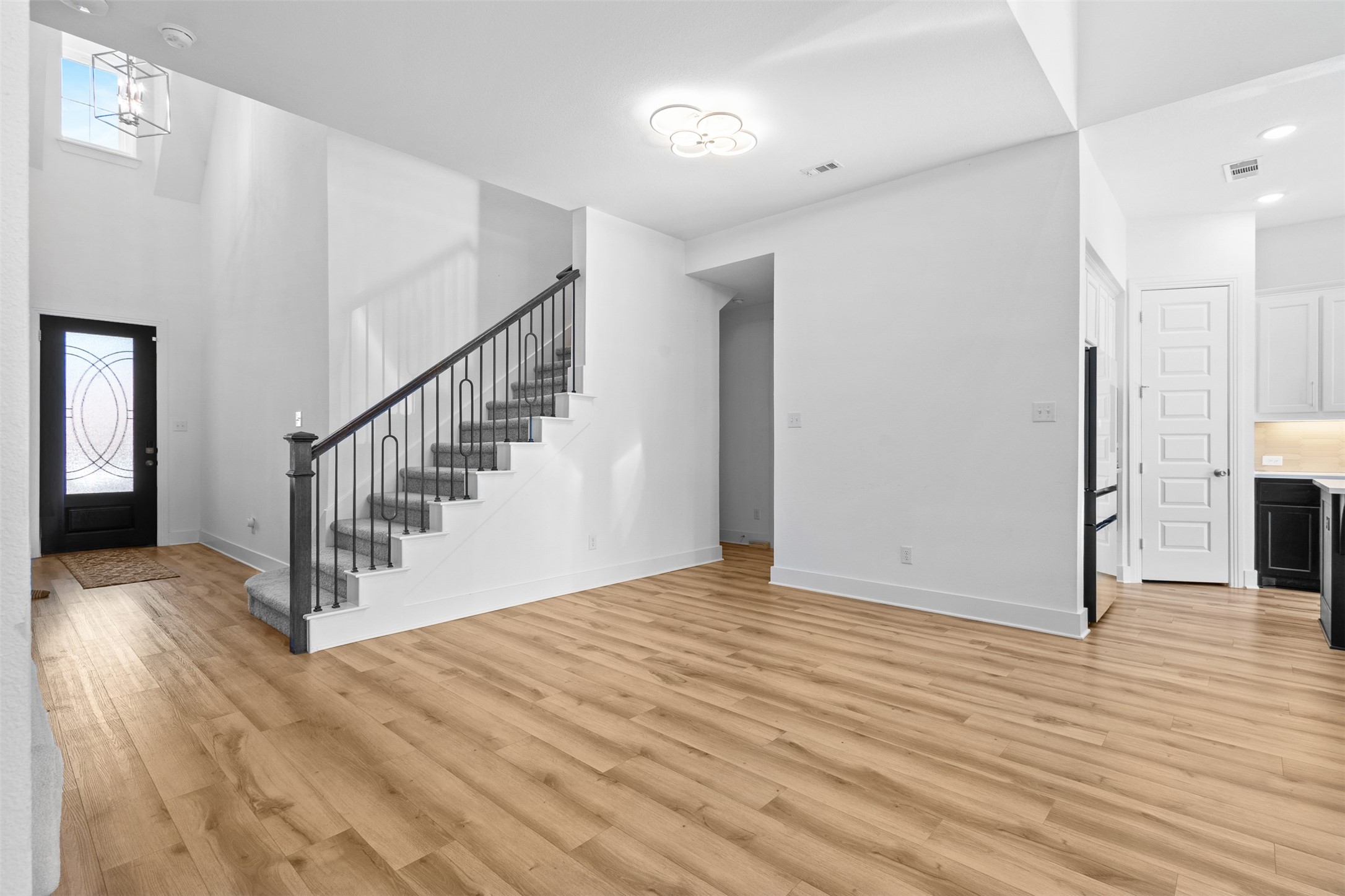 1136 Saddle Ridge Drive