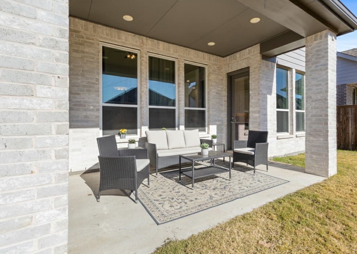 1136 Saddle Ridge Drive