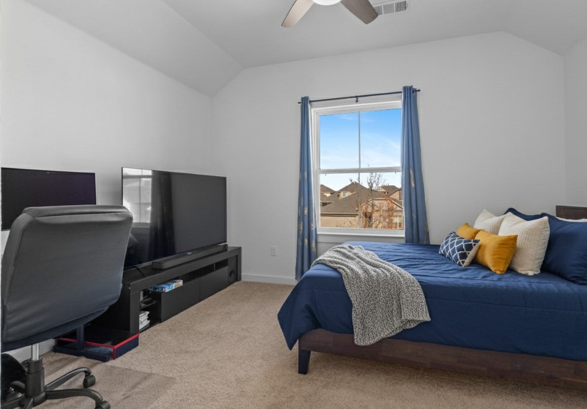 1136 Saddle Ridge Drive