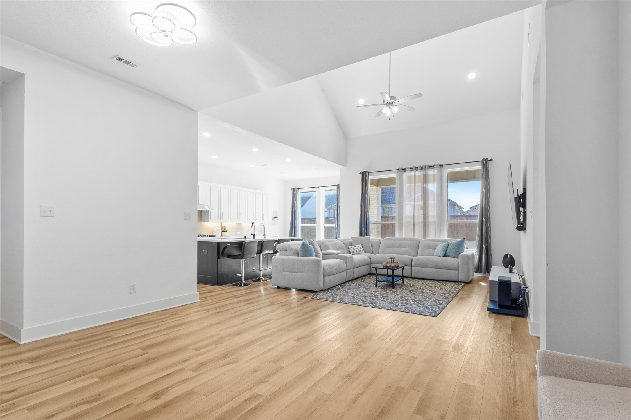 1136 Saddle Ridge Drive