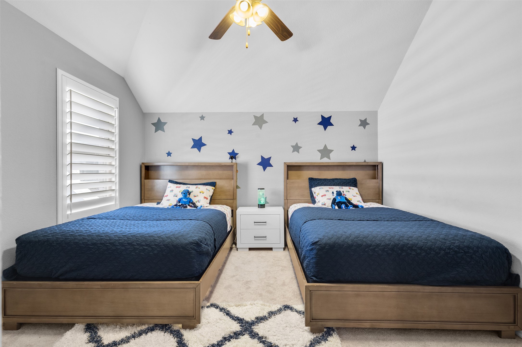 13648 Cobblestone Drive