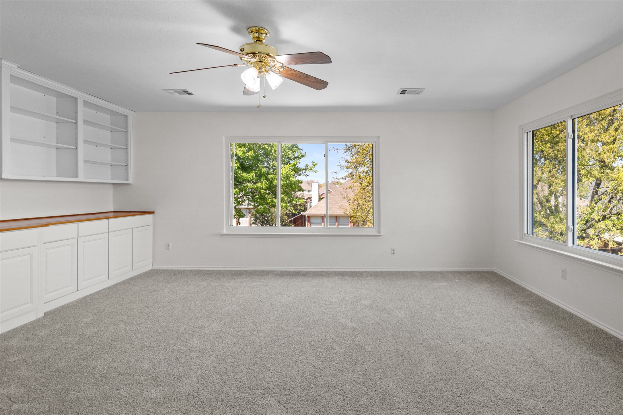 5128 Evergreen Drive