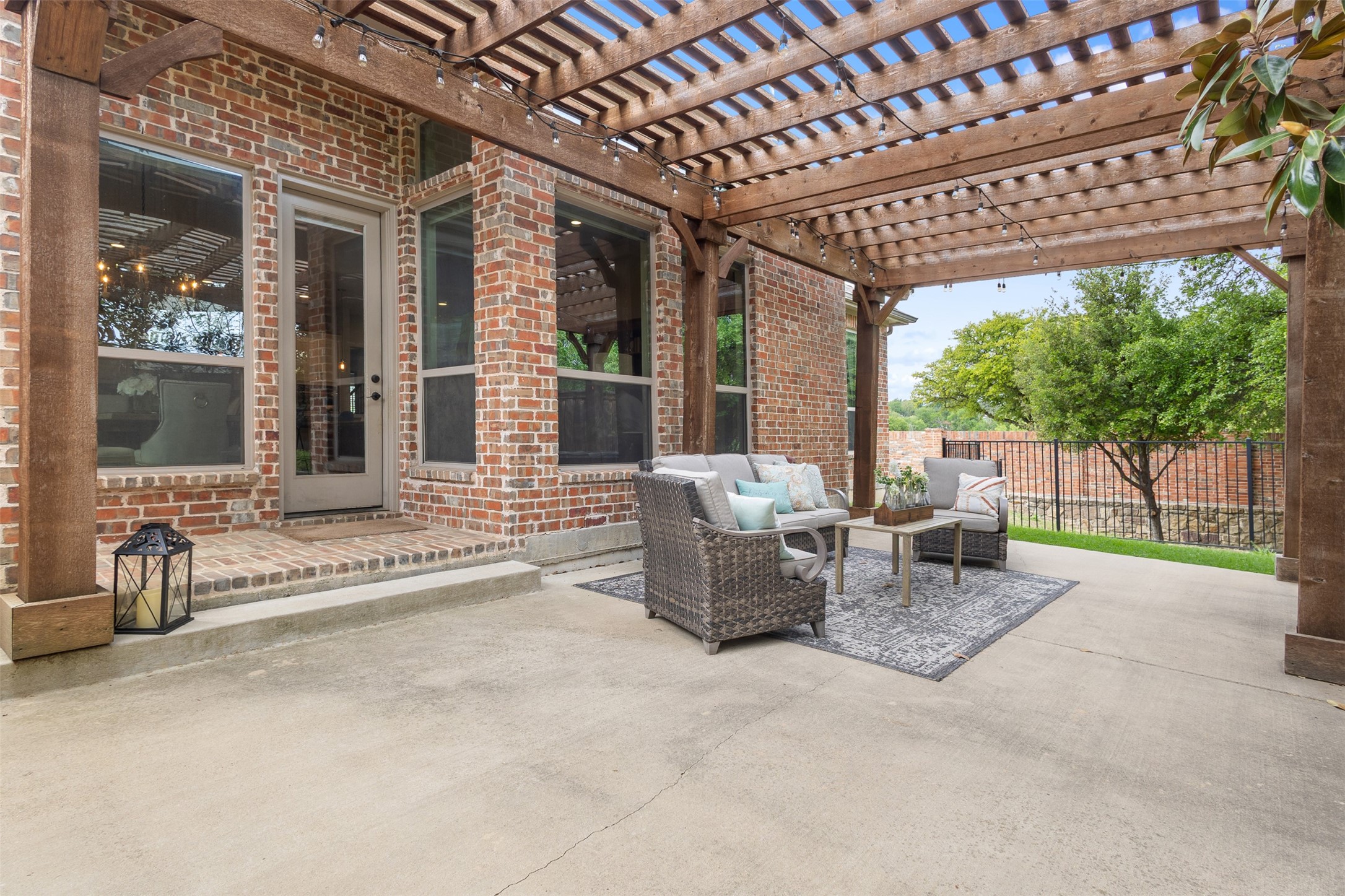 2131 N Hill Drive