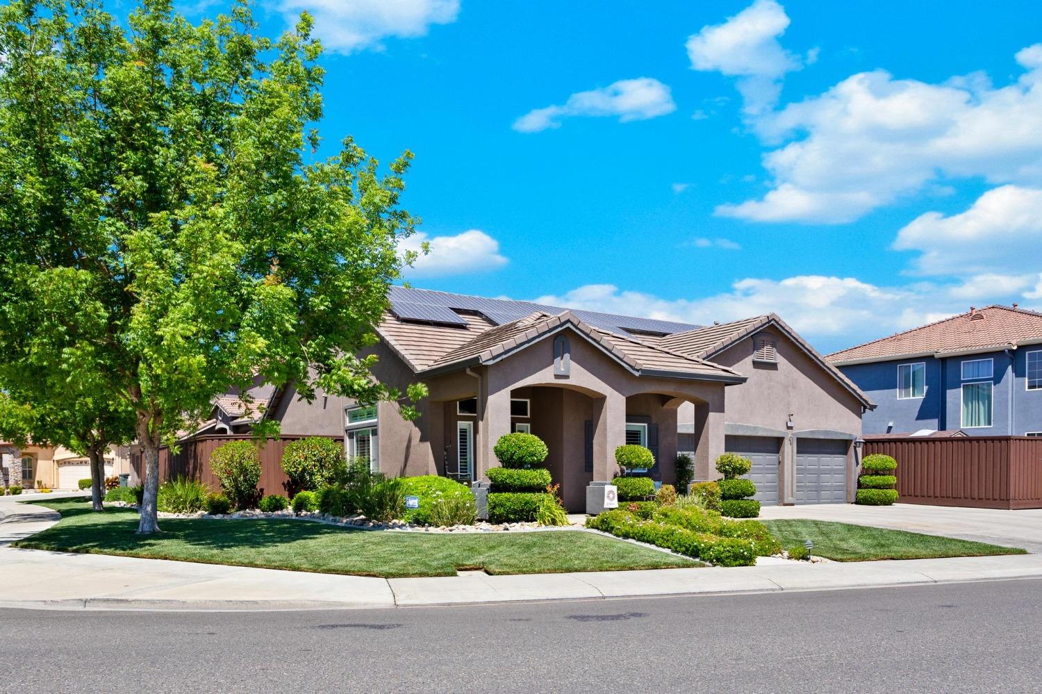 1930 Flora Vista Drive