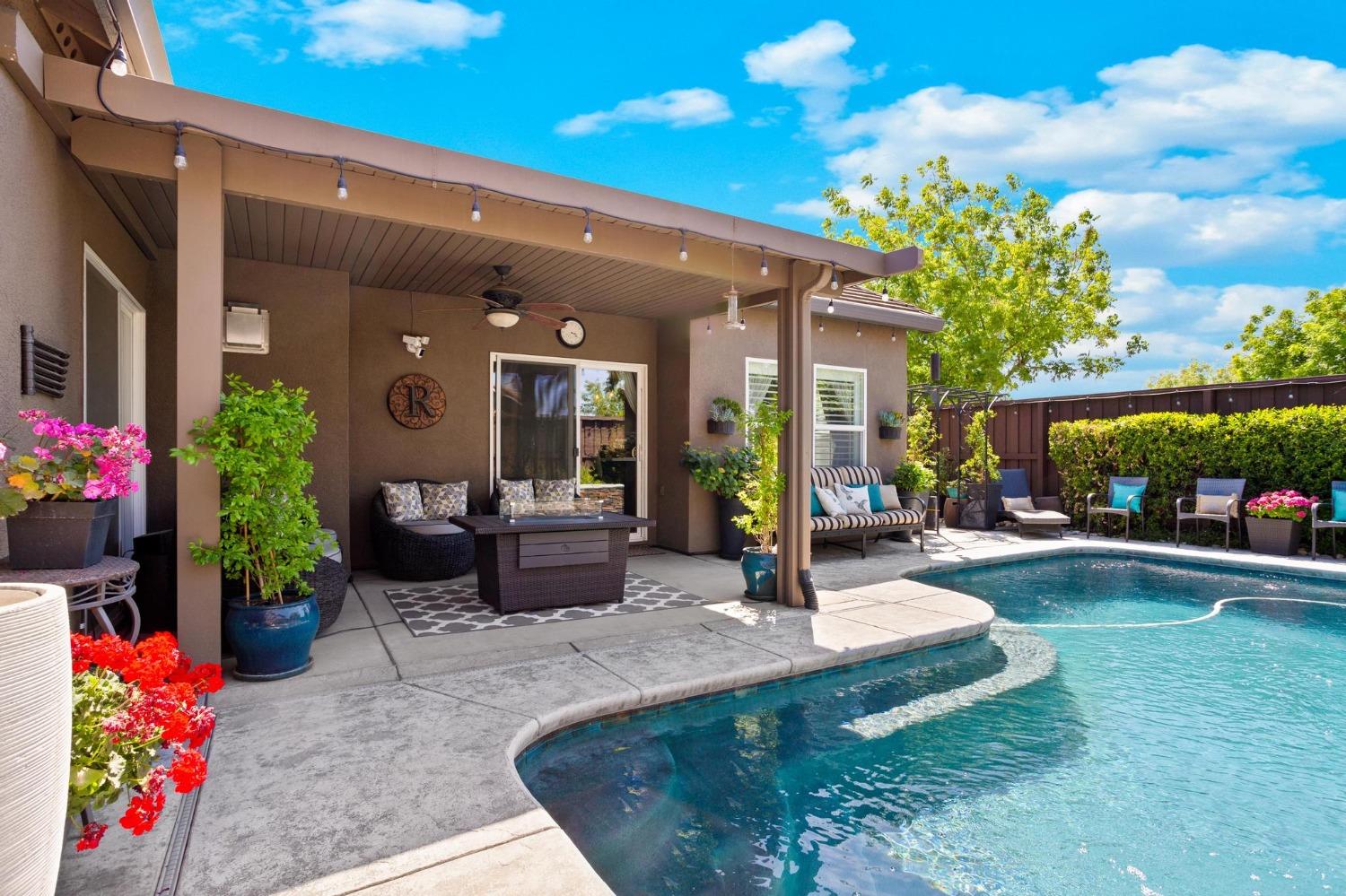 1930 Flora Vista Drive