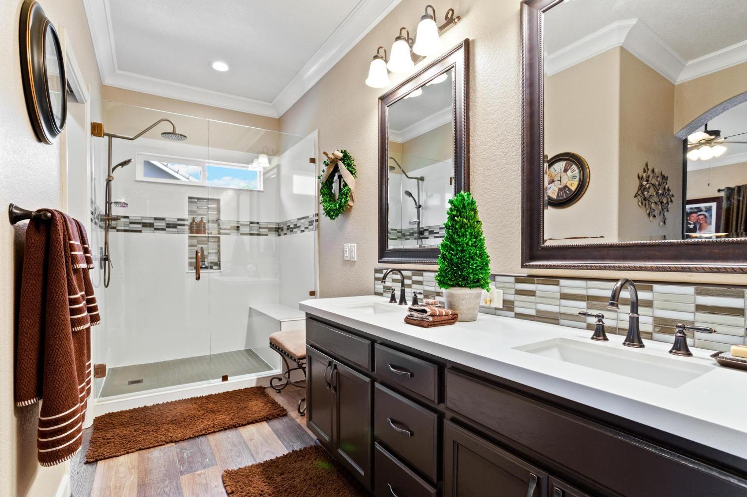 1930 Flora Vista Drive